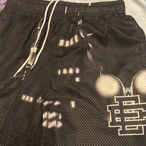 Medium size Eric Emanuel shorts.